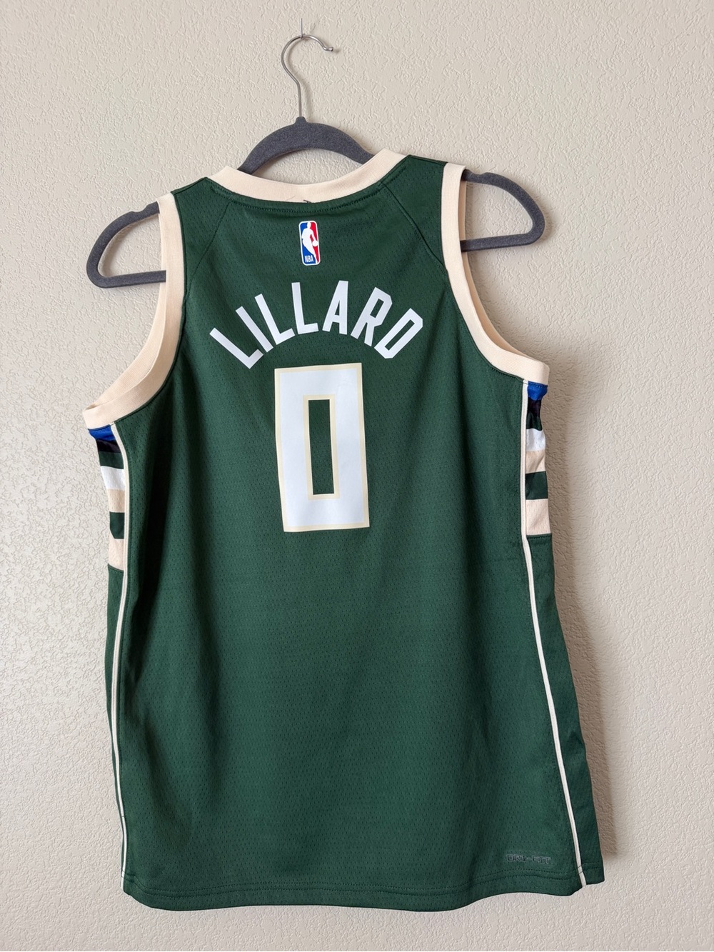 Damian Lillard Milwaukee Bucks Nike Fear The Deer Jersey NWT Youth Large - Picture 4 of 5